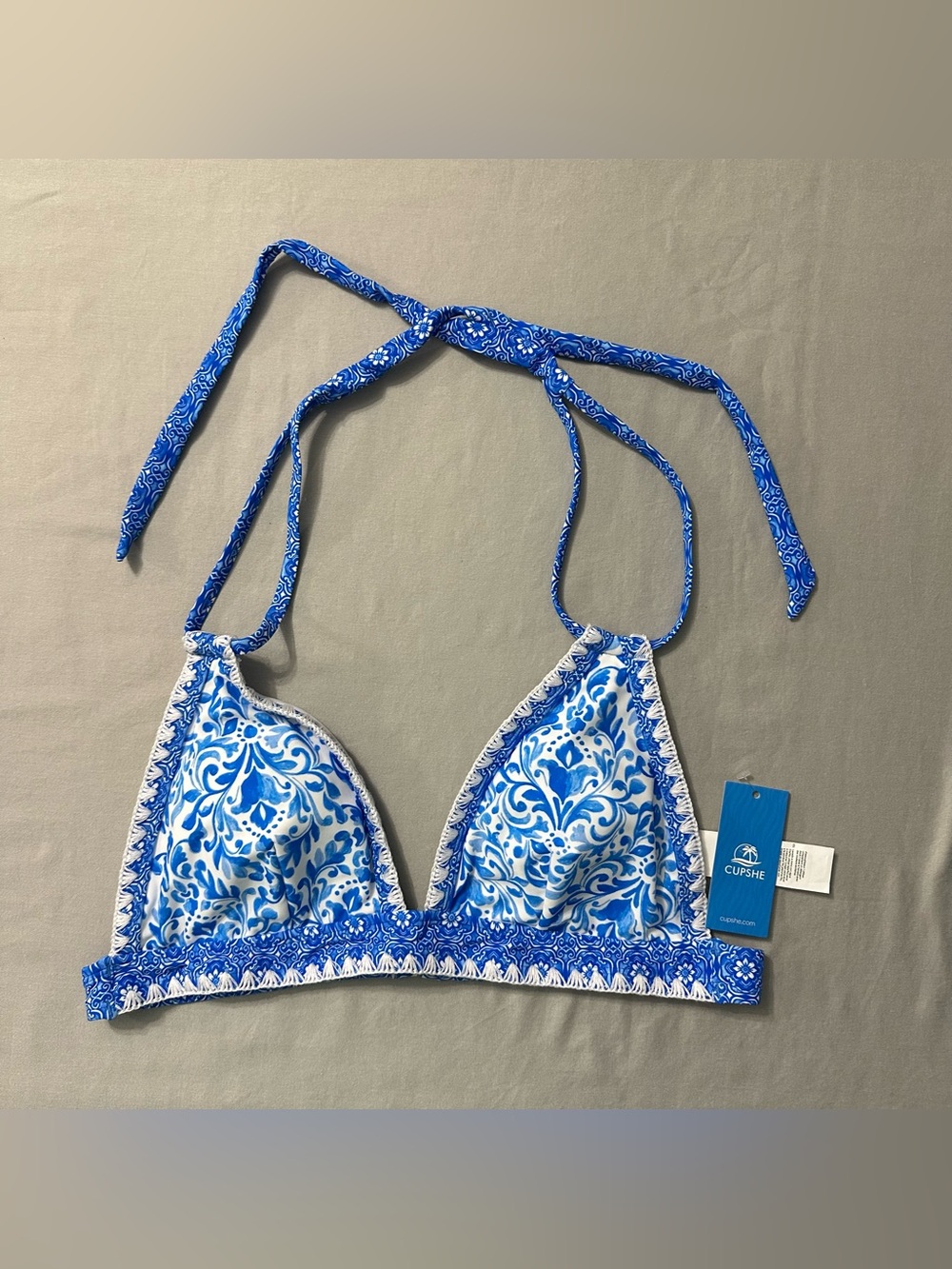 Cupshe Boho Shell Stitch Halter Bikini Top NWT Blue White Crochet Tile Large